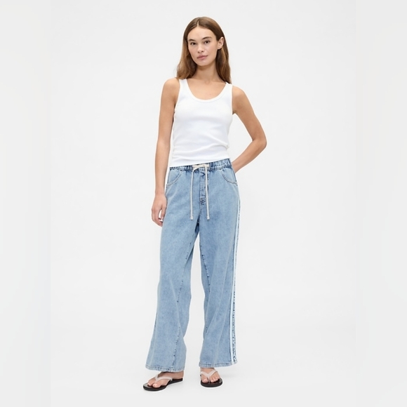 Gap High Rise Pull-On Stripe Wide-Leg Jeans Medium Wash Stripe - Picture 2 of 6